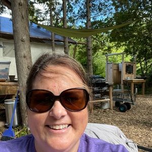 Meet your Posher, Julie